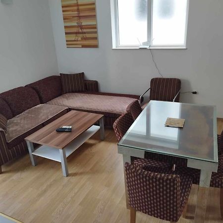 Apartment Strbic Плоче Екстериор снимка