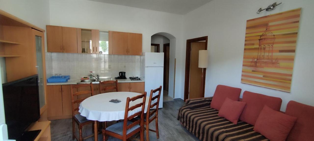 Apartment Strbic Плоче Екстериор снимка